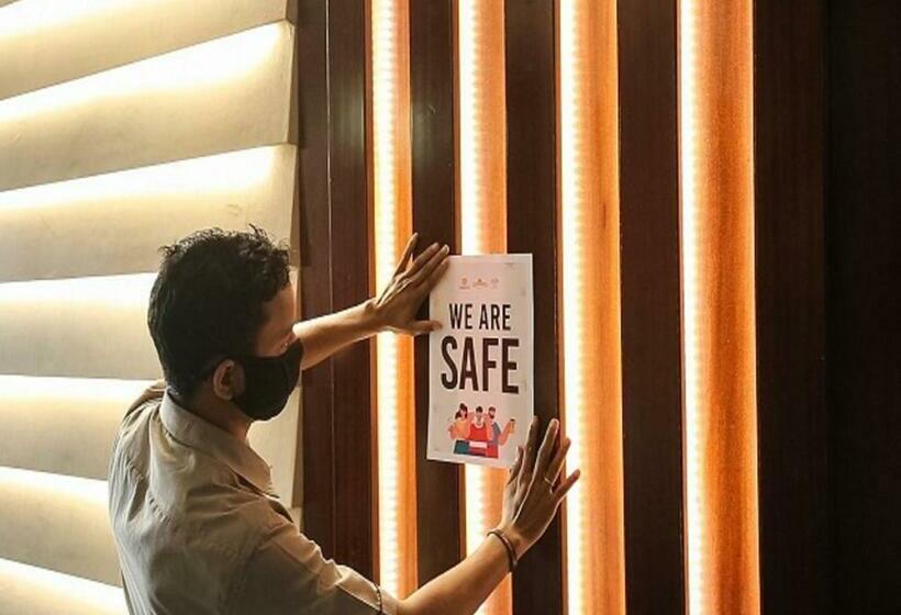 فندق Mango S Naveen