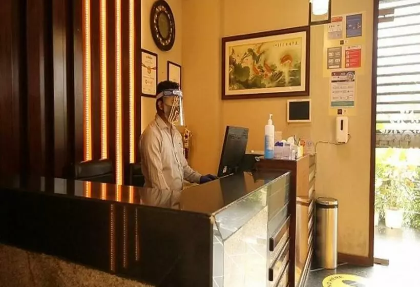 ホテル Mango S Naveen