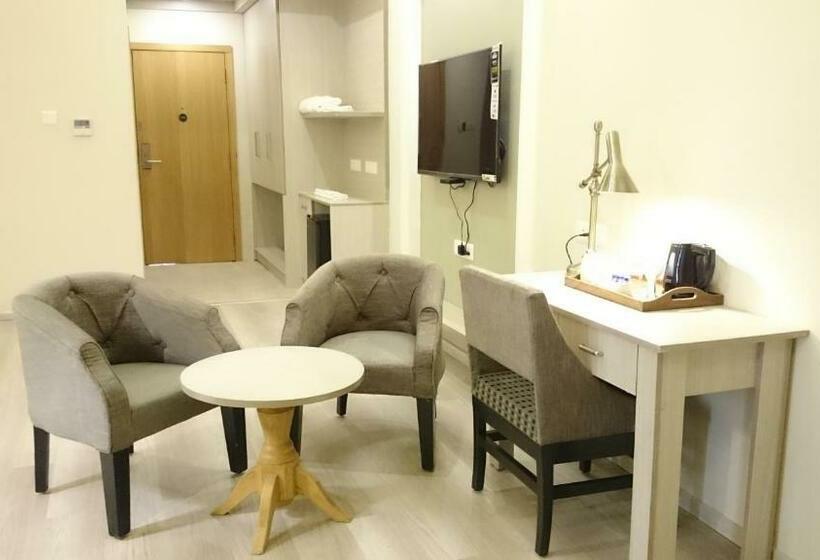 فندق Mango S Naveen