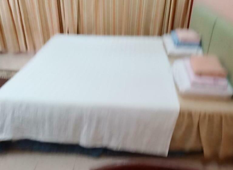 Отель Oyo 90352 Muan S Homestay