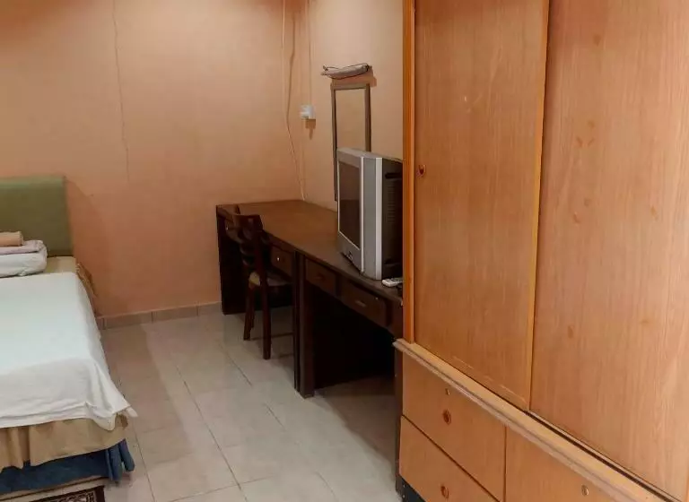 ホテル Oyo 90352 Muan S Homestay