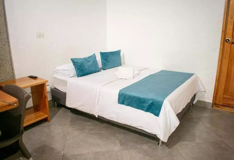 ホテル Santa Laura