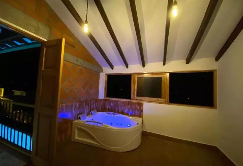 ホテル Santa Laura