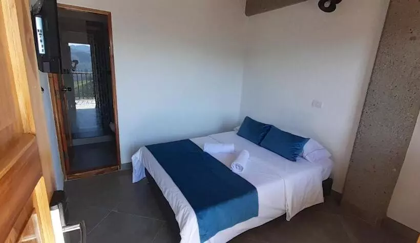 ホテル Santa Laura