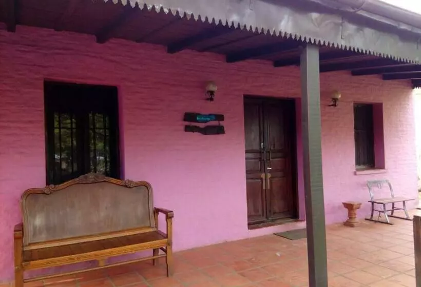 پانسیون Hostal El Puesto