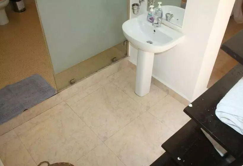 ペンション The Village Resort Palolem