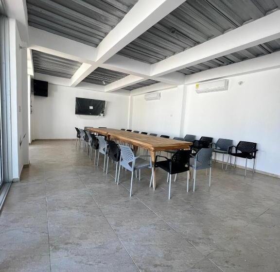 膳宿费 Villa Maria Uribia