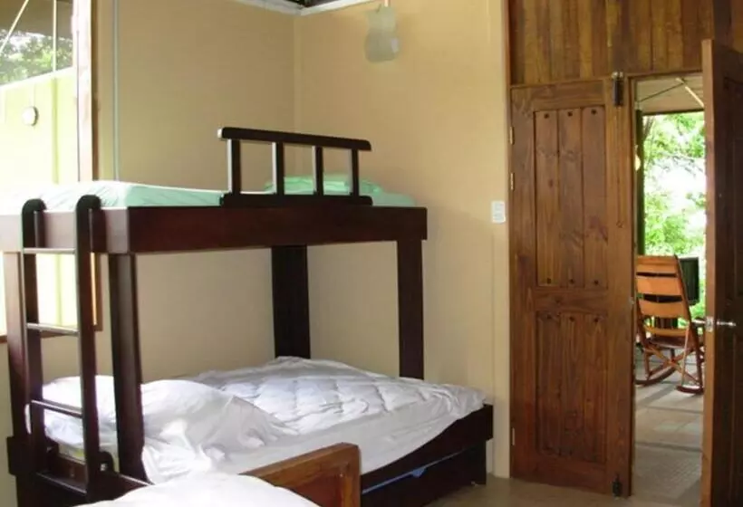 Retkeilymaja Cabinas Surf Arribadas