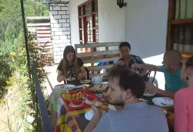 Aamiaismajoitus (B&B) Lily Adam S Peak