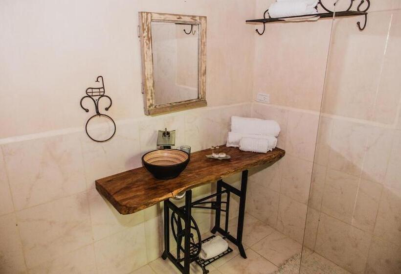 Отель Al Kamar Cabañas Lodge