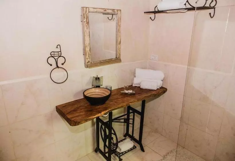 Hotelli Al Kamar Cabañas Lodge