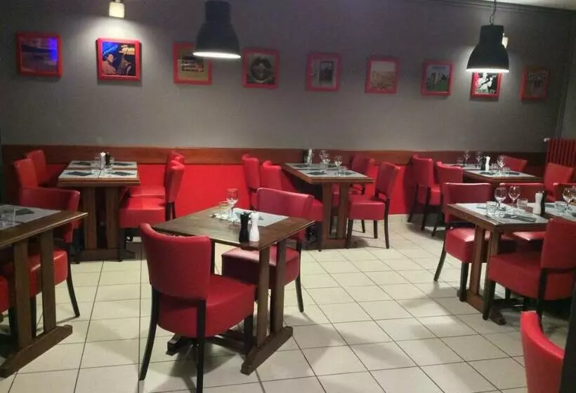 Logis Hotel Du Champ De Foire