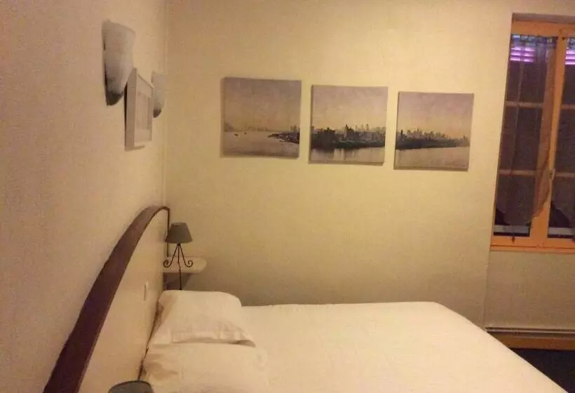 Logis Hotel Du Champ De Foire