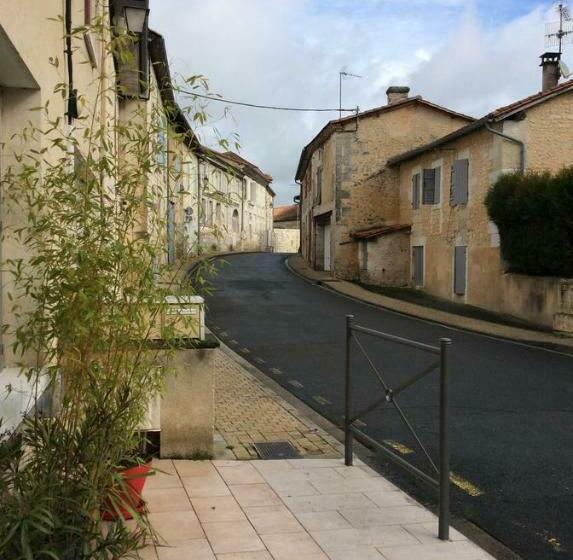 Logis Hotel Du Champ De Foire