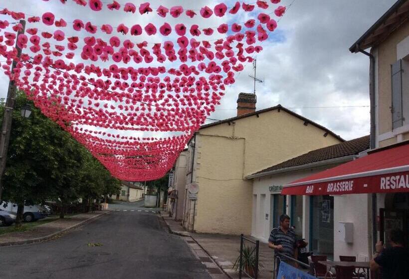 Logis Hotel Du Champ De Foire