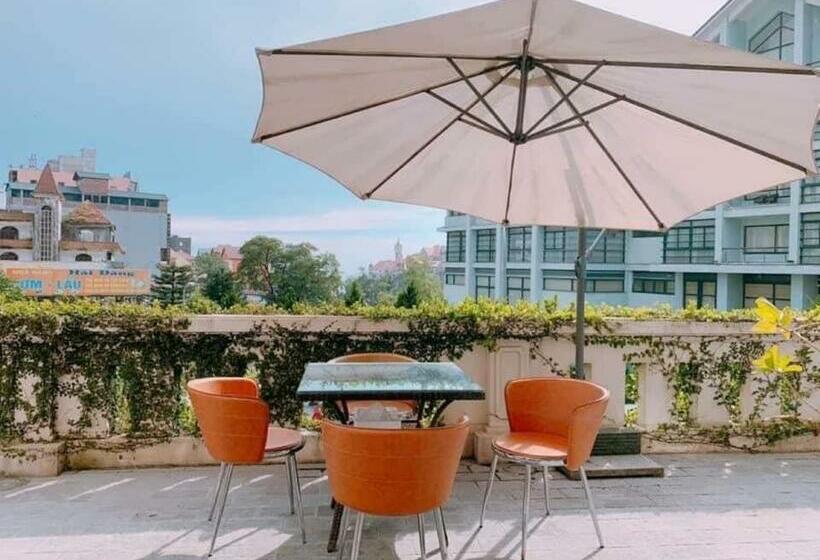 هتل Hà Thành Tam đảo