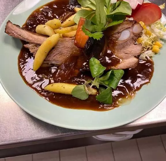 Lindenhof Liepgarten   Pension & Gaststätte