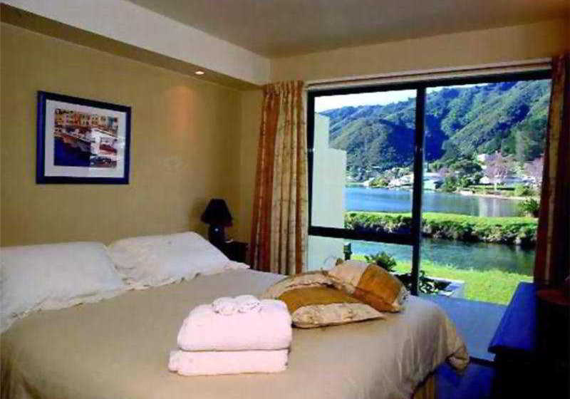 Apartments On The Waterfront