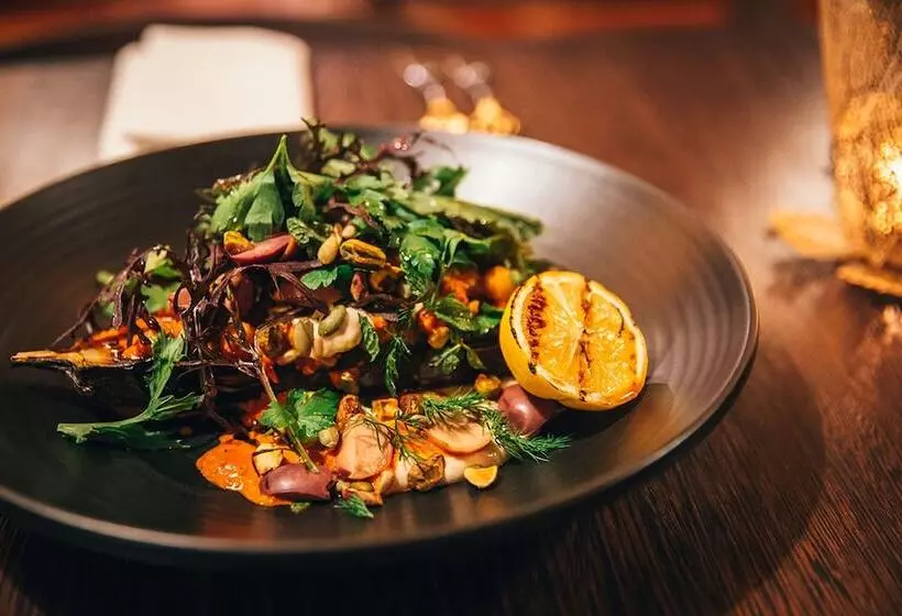 Hapuku Lodge & Tree Houses