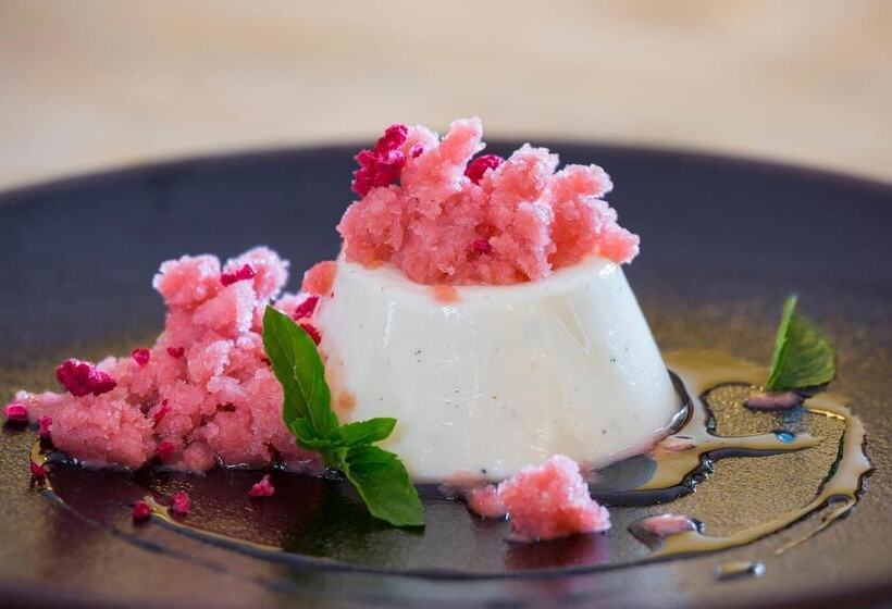 Hapuku Lodge & Tree Houses