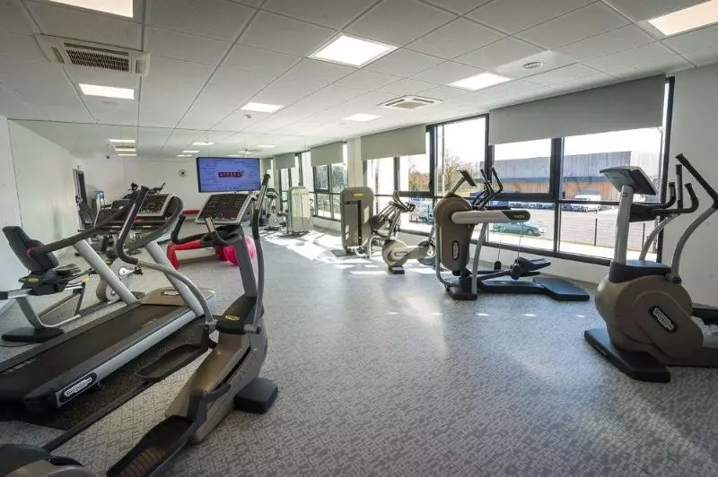 בית מלון כפרי Hôtel Restaurant Athena Spa