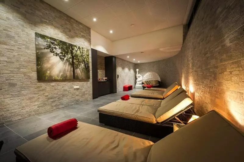 בית מלון כפרי Hôtel Restaurant Athena Spa