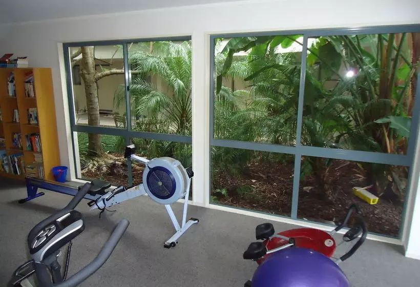 酒店 Beachpoint Apartments