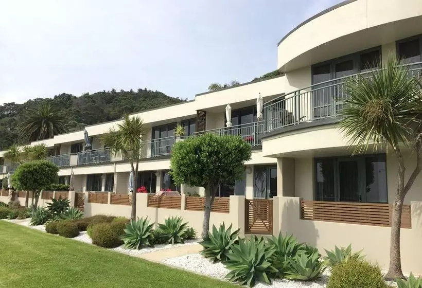 酒店 Beachpoint Apartments