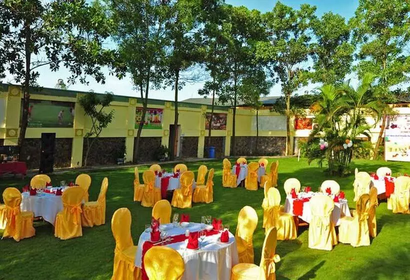 Camela Hotel & Resort