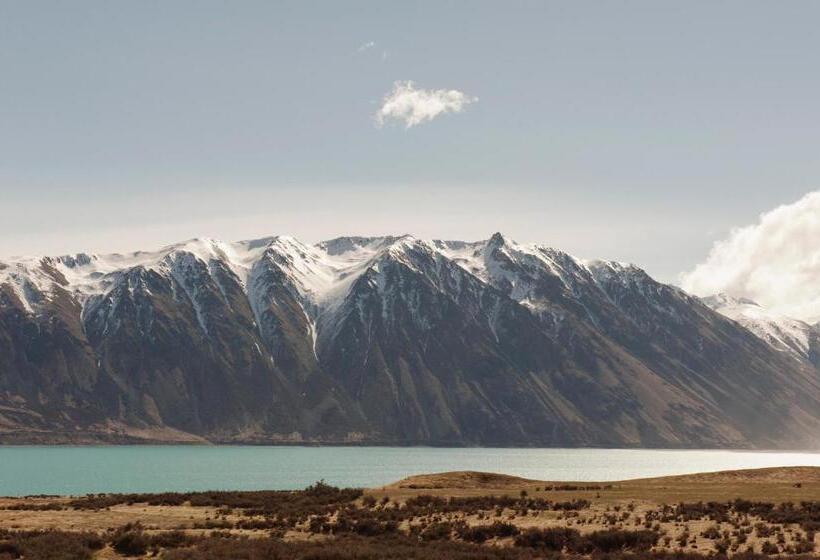 בית מלון כפרי Lake Tekapo Lodge