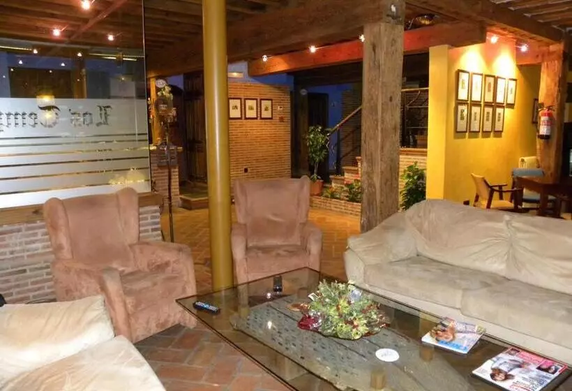 Сельский отель Posada Los Templarios