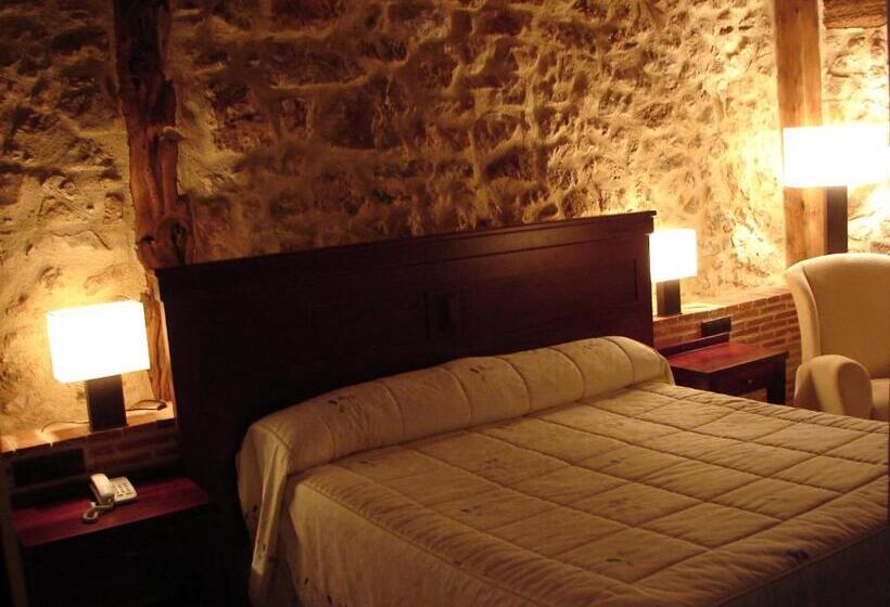 فندق ريفى Posada Los Templarios