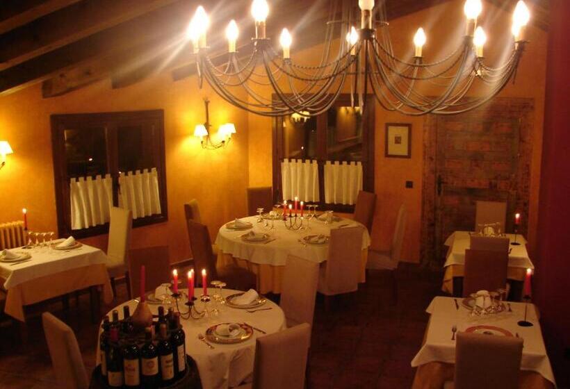 فندق ريفى Posada Los Templarios