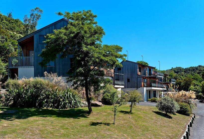 Oreti Village Resort