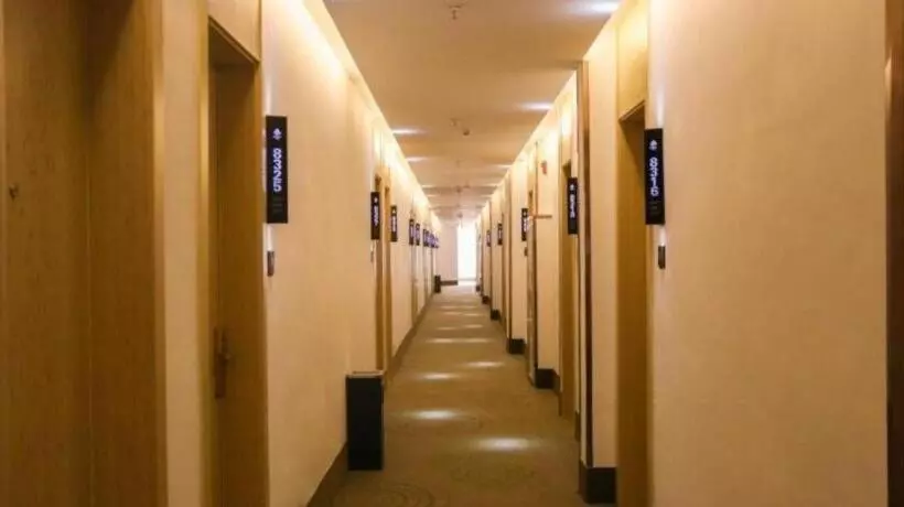 Hotelli Greentree Inn Express Gongqing City Nanchang University