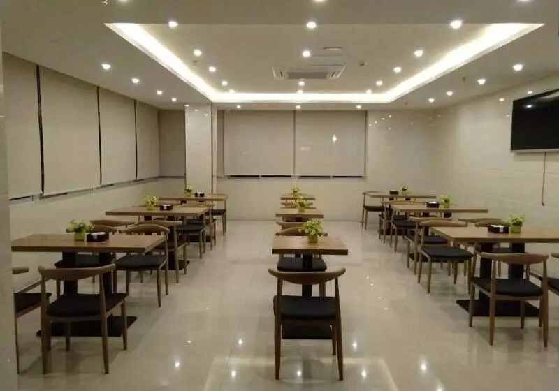 هتل Greentree Inn Wuxi Yixing Guanlin Town Express