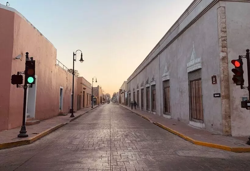 هتل Hostal Casa Chauac Ha