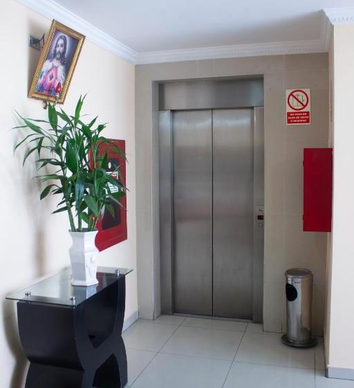 בית מלון כפרי Royal Garden