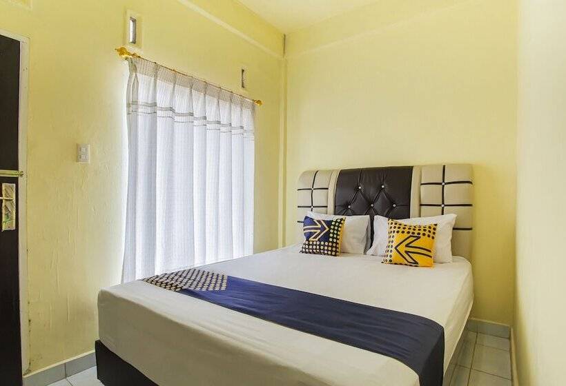 Общежитие Spot On 2824 Hotel Permata