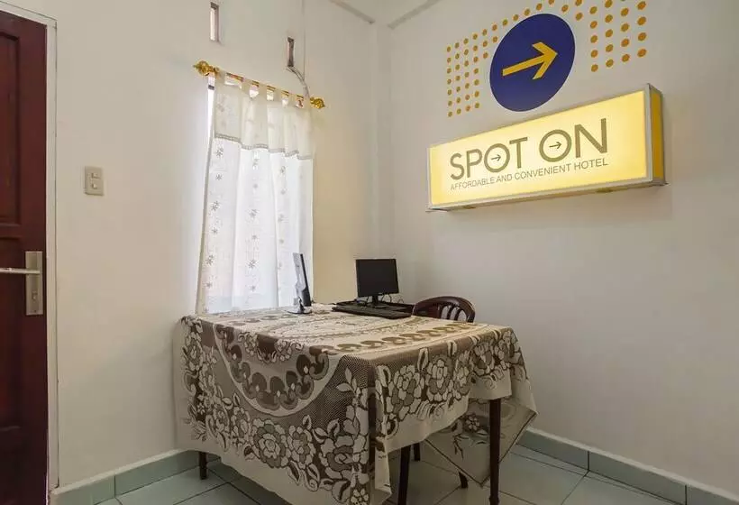 Retkeilymaja Spot On 2824 Hotel Permata