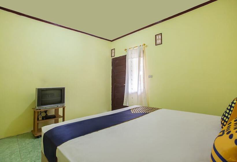 Общежитие Spot On 2824 Hotel Permata