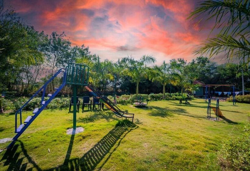 Hotel Chimur Tiger Resort At Tadoba