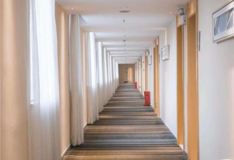 호텔 City Comfort Inn Changsha Wuyi Avenue Yingbin Road