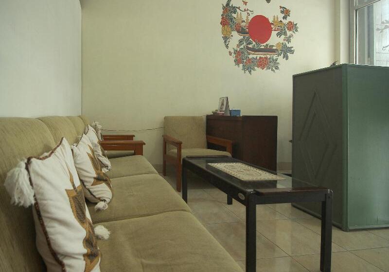 Отель Kartini Residence By Oyo Rooms