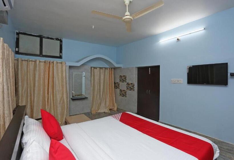 Hotel O The Ambience