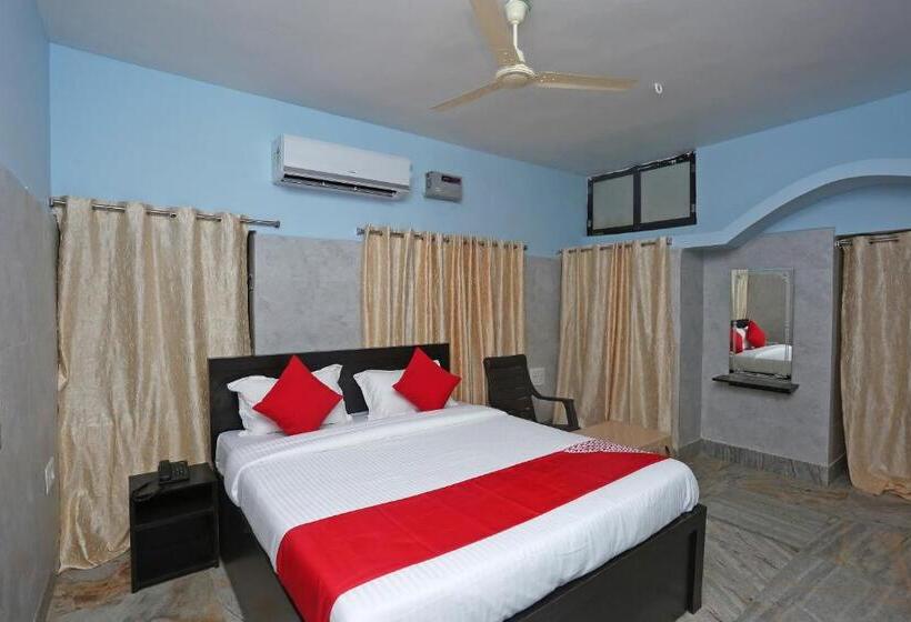 Hotel O The Ambience