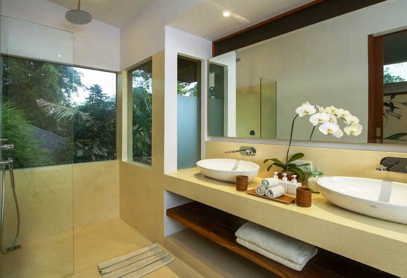 בית מלון כפרי Villa Alam Taru