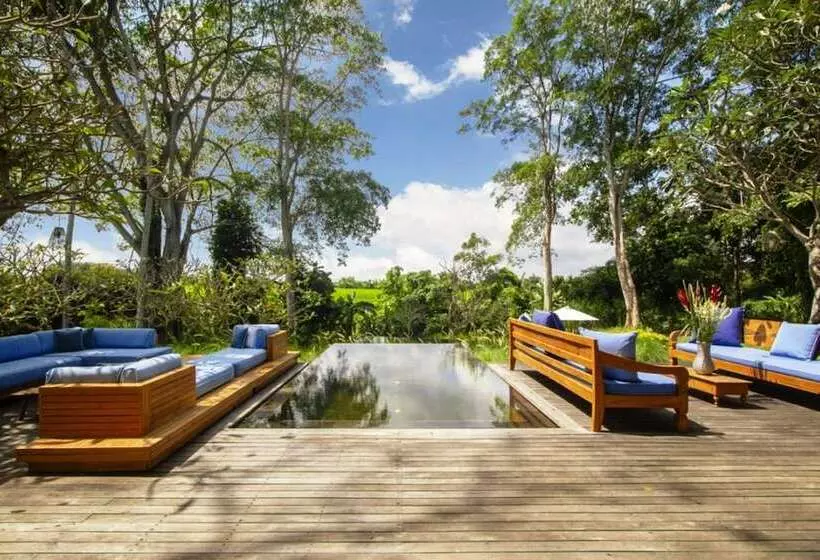 Hotelli Villa Alam Taru