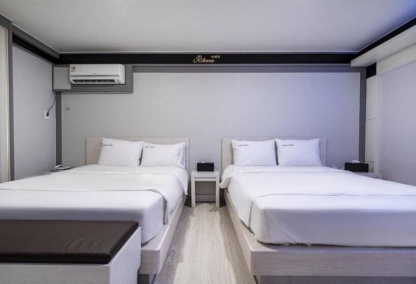 مُتل Wonju Rivera