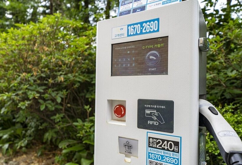 مُتل Wonju Rivera